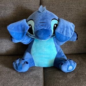 DISNEY STORE XL Stitch Plush